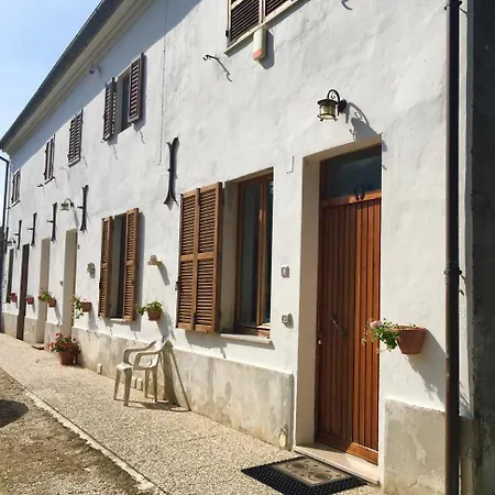 Pina - 3 Bed & Breakfast Montemarciano